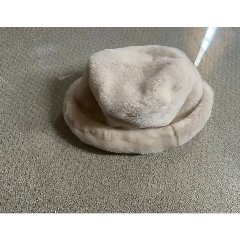 Vintage Grevi Firenze Ivory Faux Fur Hat